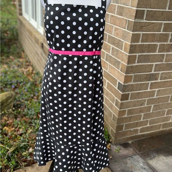 Black and White Polka Dot Dress with Pink Accent - Picture 4 of 6